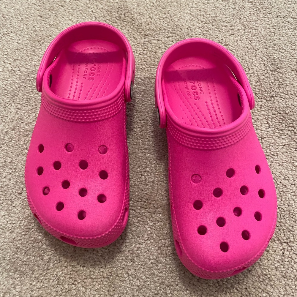 CROCS Pink Water Shoes Classic Design